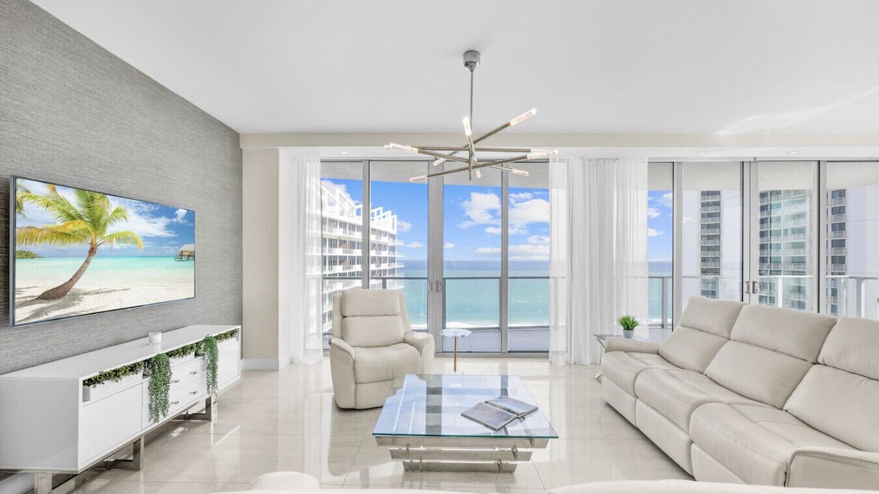 Photo of Livingroom in Singer Island