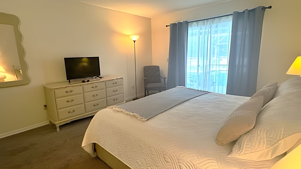 Photo of Bedroom in Indian Wells