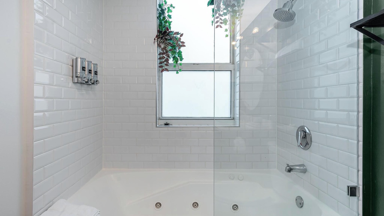 Photo of Bathroom in Coconut Grove