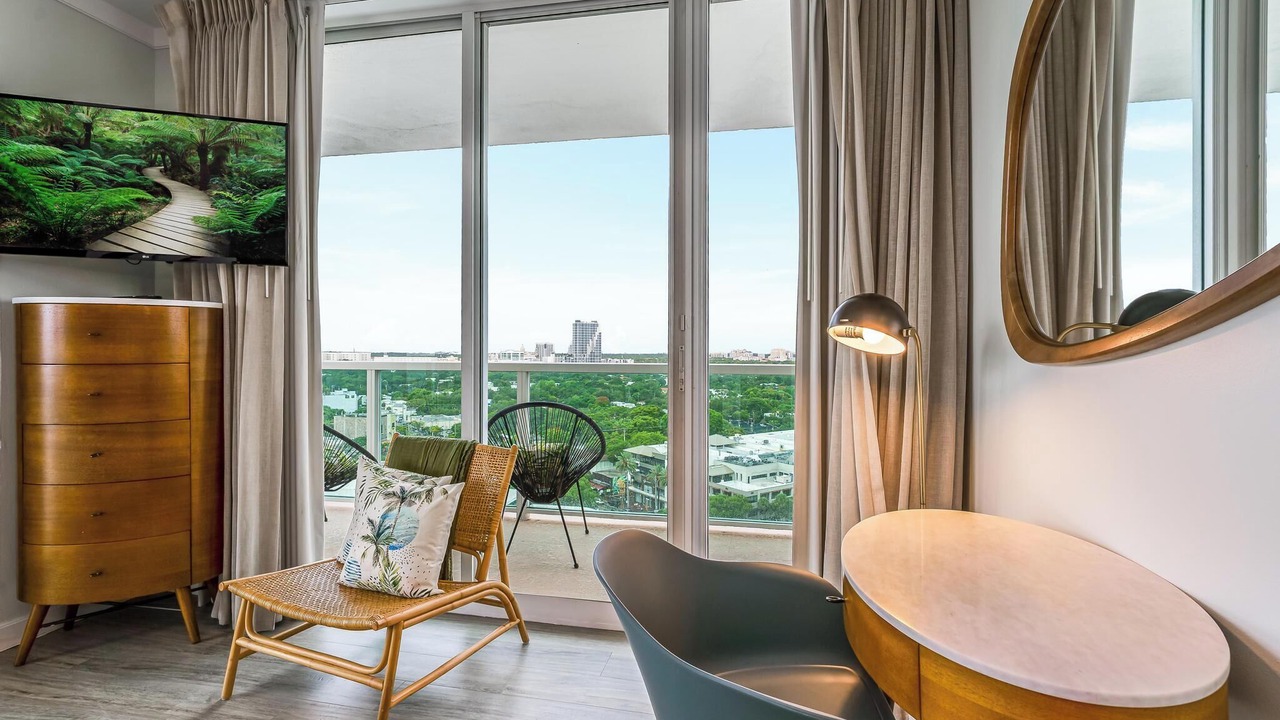 Photo of Livingroom in Coconut Grove