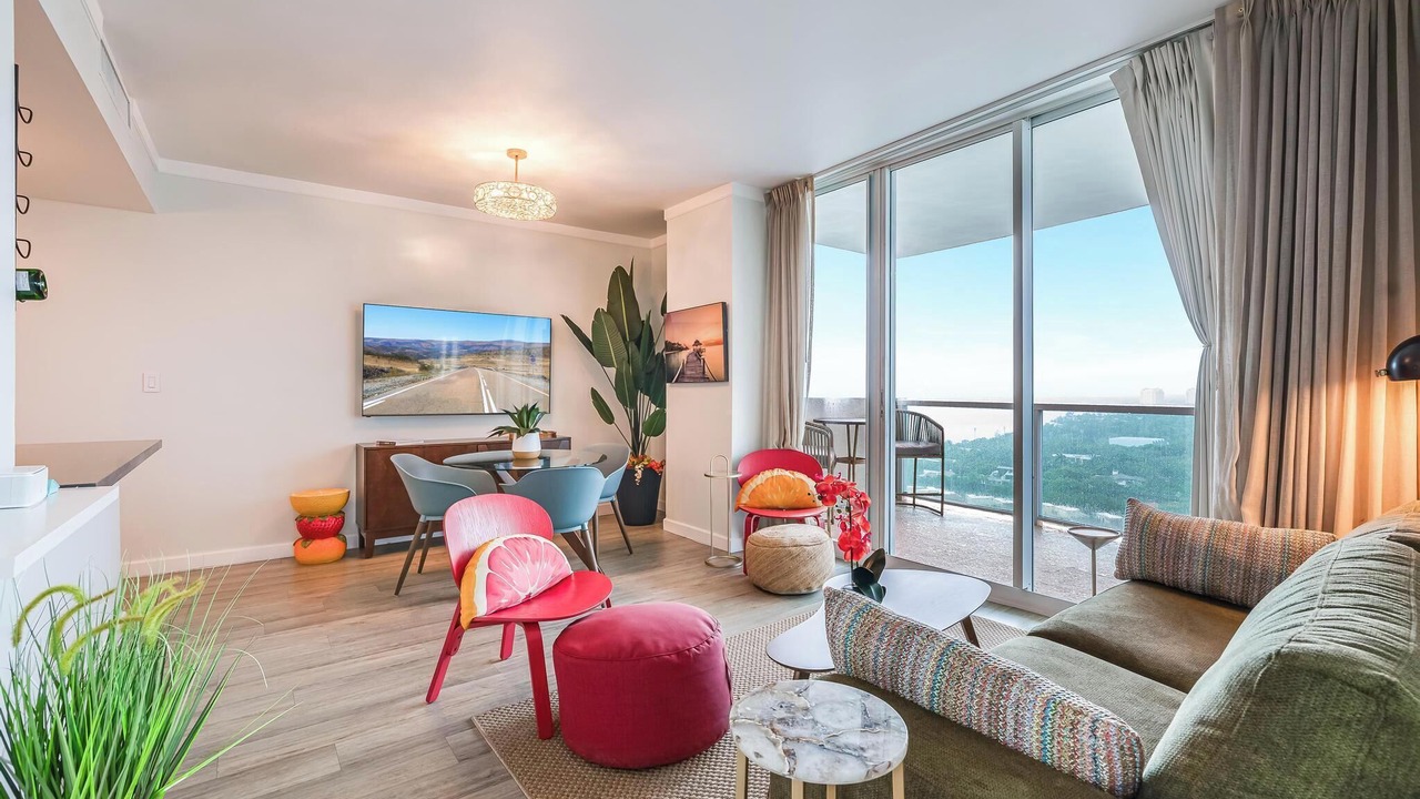 Photo of Livingroom in Coconut Grove