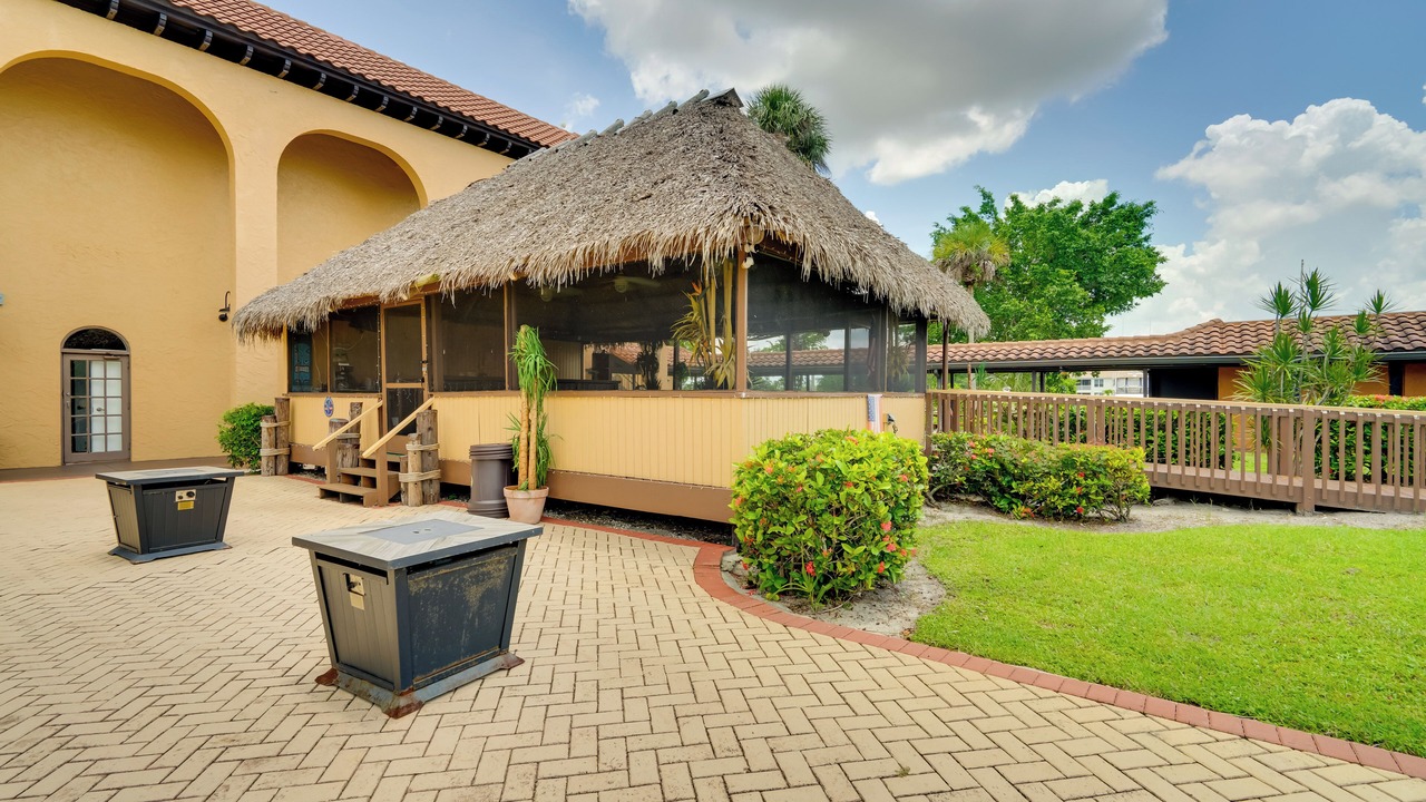 Photo of Patio Balcony in Naples