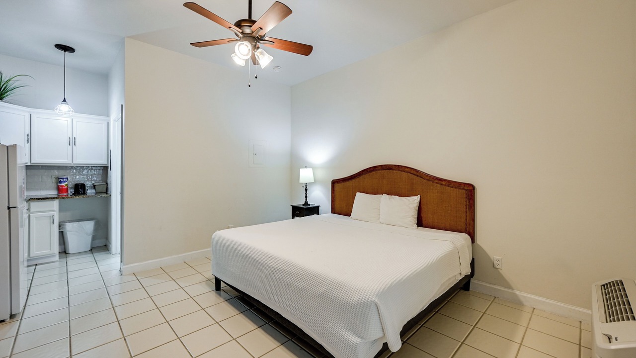 Photo of Bedroom in Naples