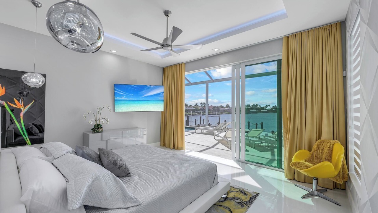 Photo of Bedroom in Eight Lakes