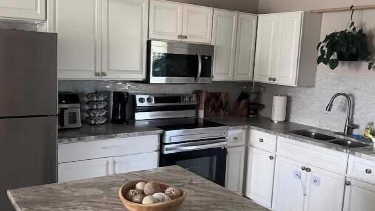 Photo of Kitchen in Fort Myers Shores