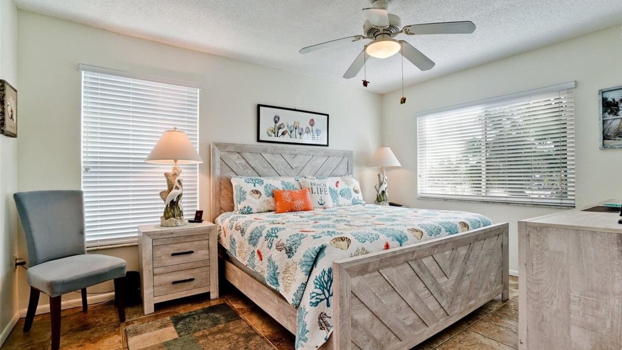 Photo of Bedroom in Holmes Beach