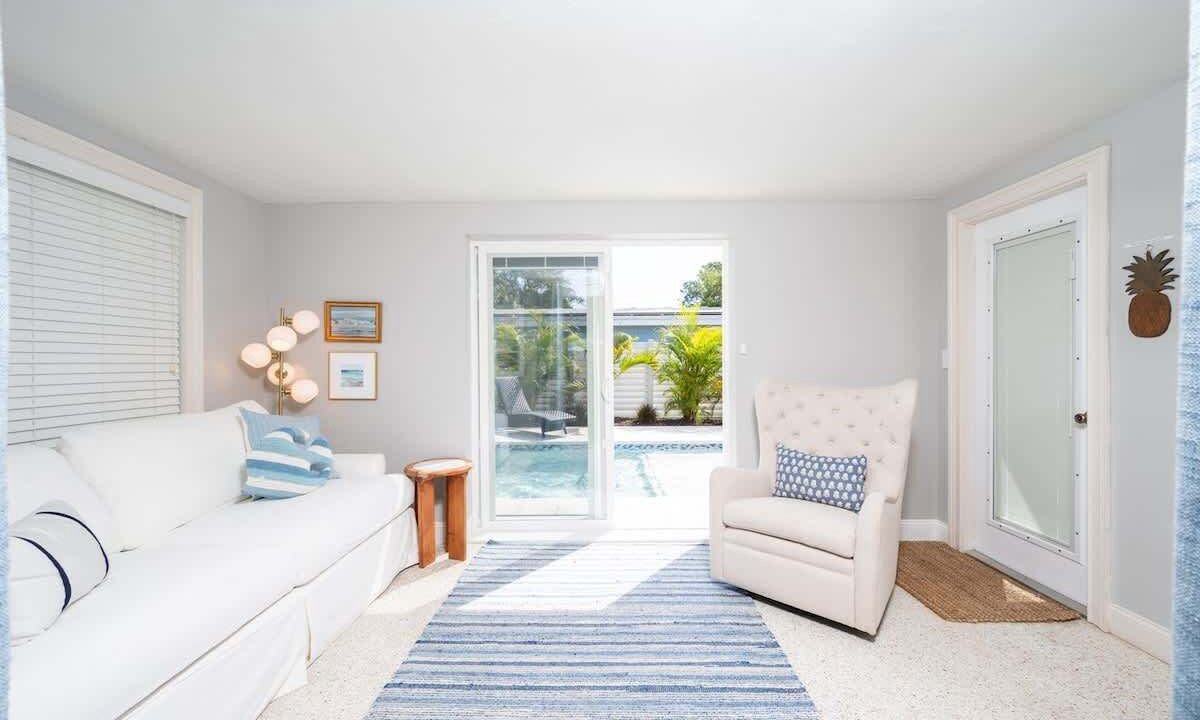 Photo of Livingroom in Gulf Gate Estates