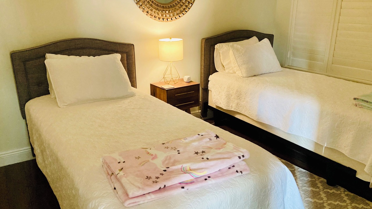 Photo of Bedroom in Tropical Cove