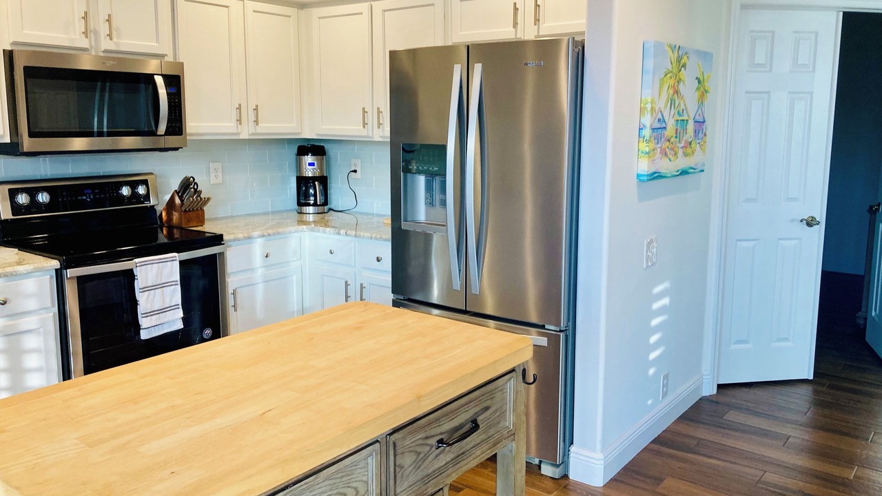 Photo of Kitchen in Tropical Cove