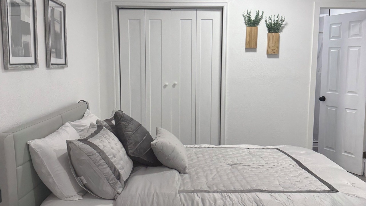 Photo of Bedroom in Lehigh Acres