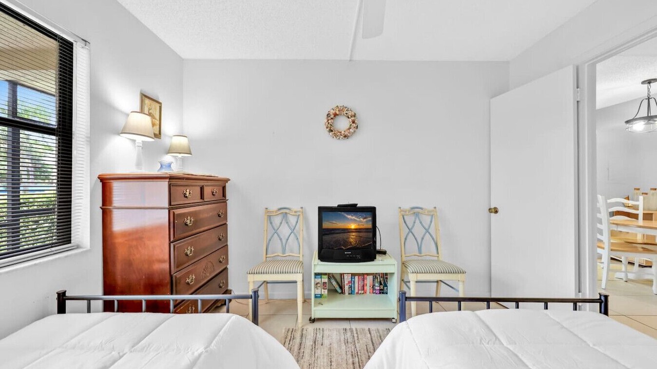 Photo of Bedroom in Golden Gate
