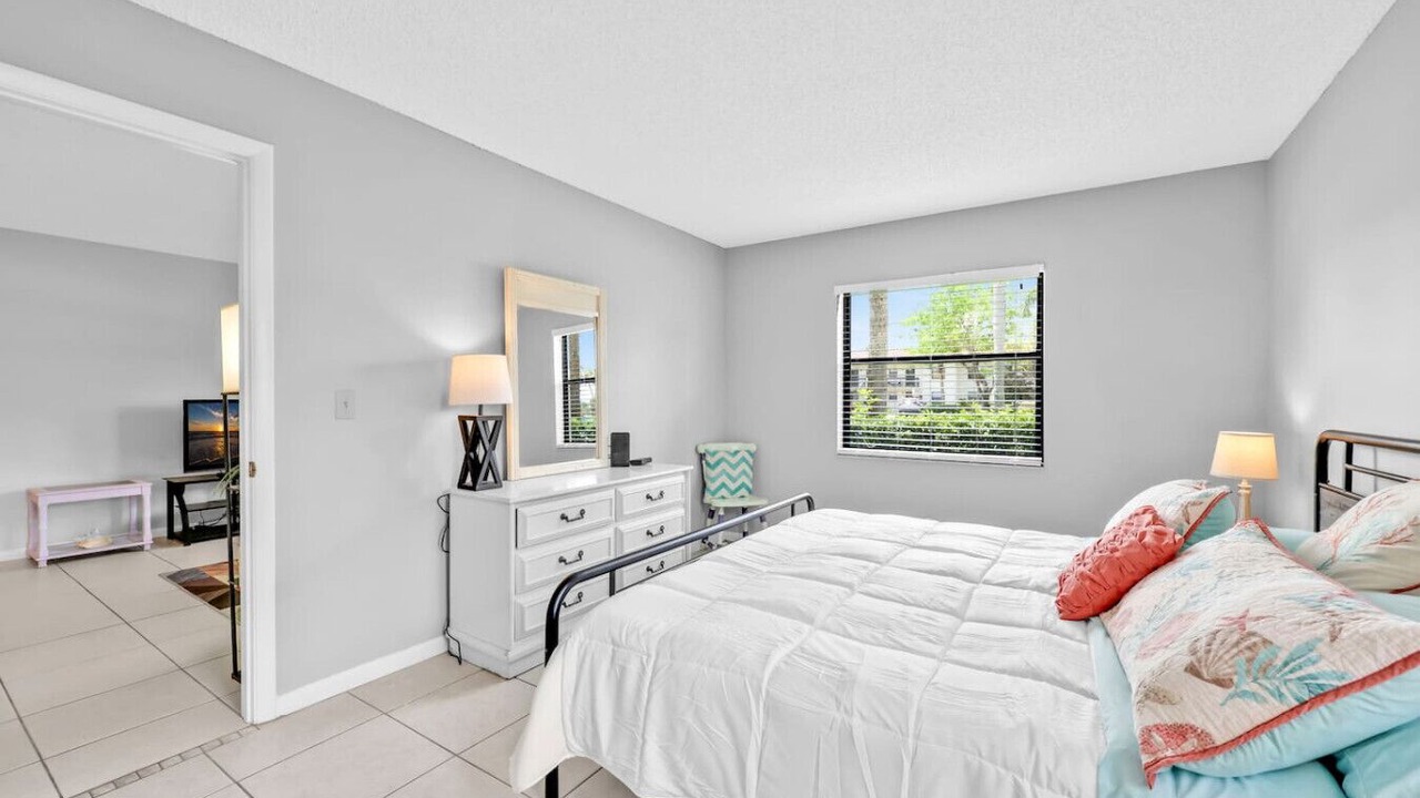 Photo of Bedroom in Golden Gate