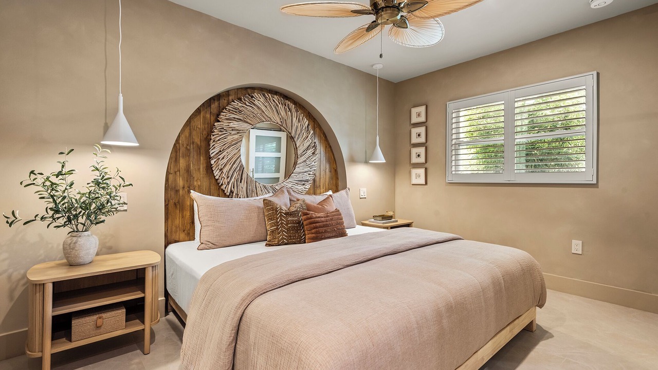 Photo of Bedroom in Crescent Beach