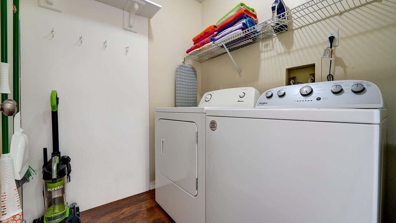 Photo of Bedroom in Lindfields