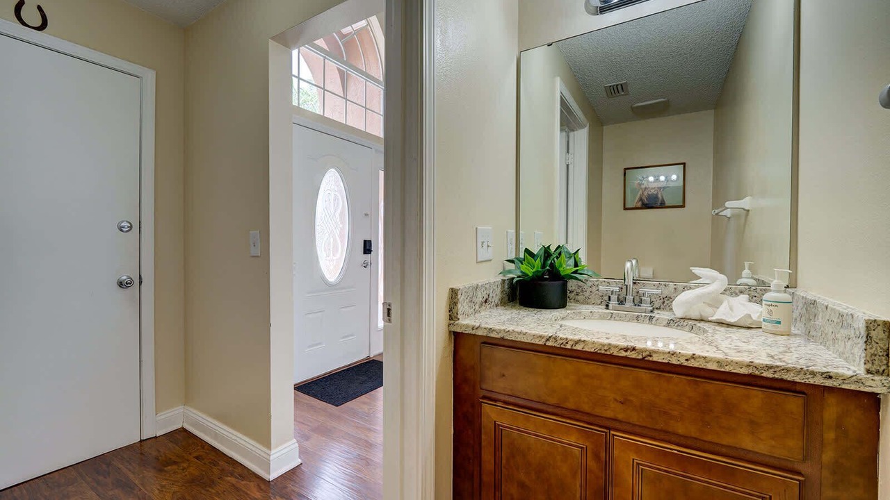 Photo of Bathroom in Lindfields