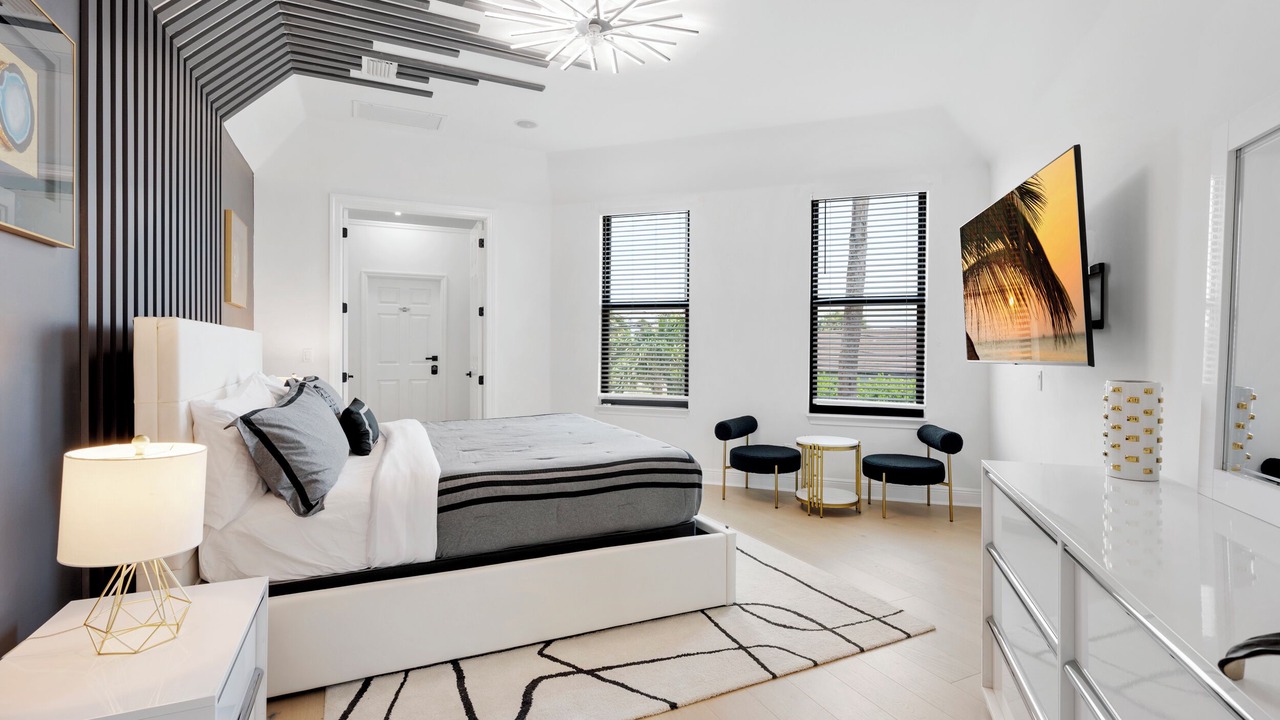 Photo of Bedroom in Naples Park