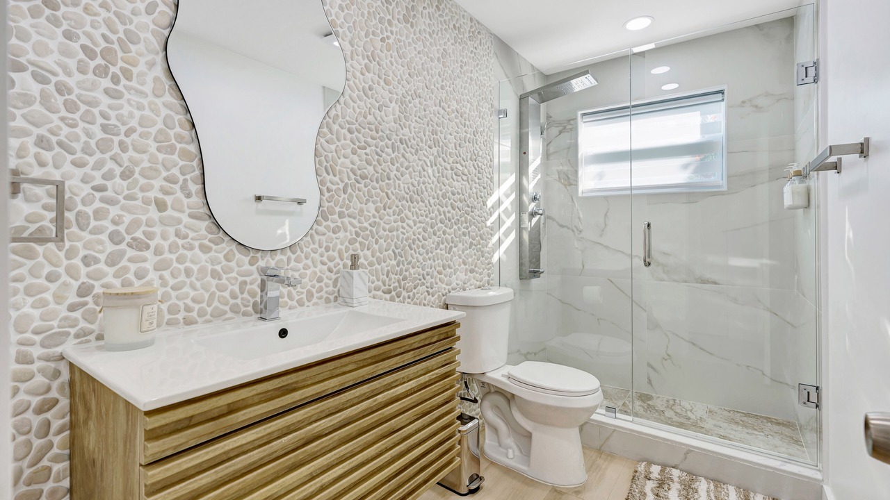 Photo of Bathroom in Jupiter