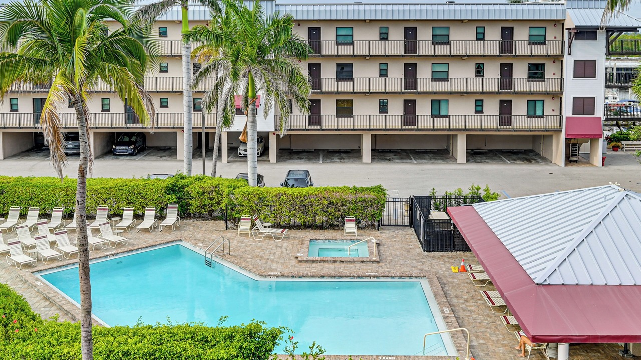 Photo of Outdoor in Old Naples