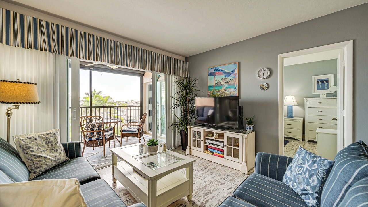 Photo of Livingroom in Old Naples
