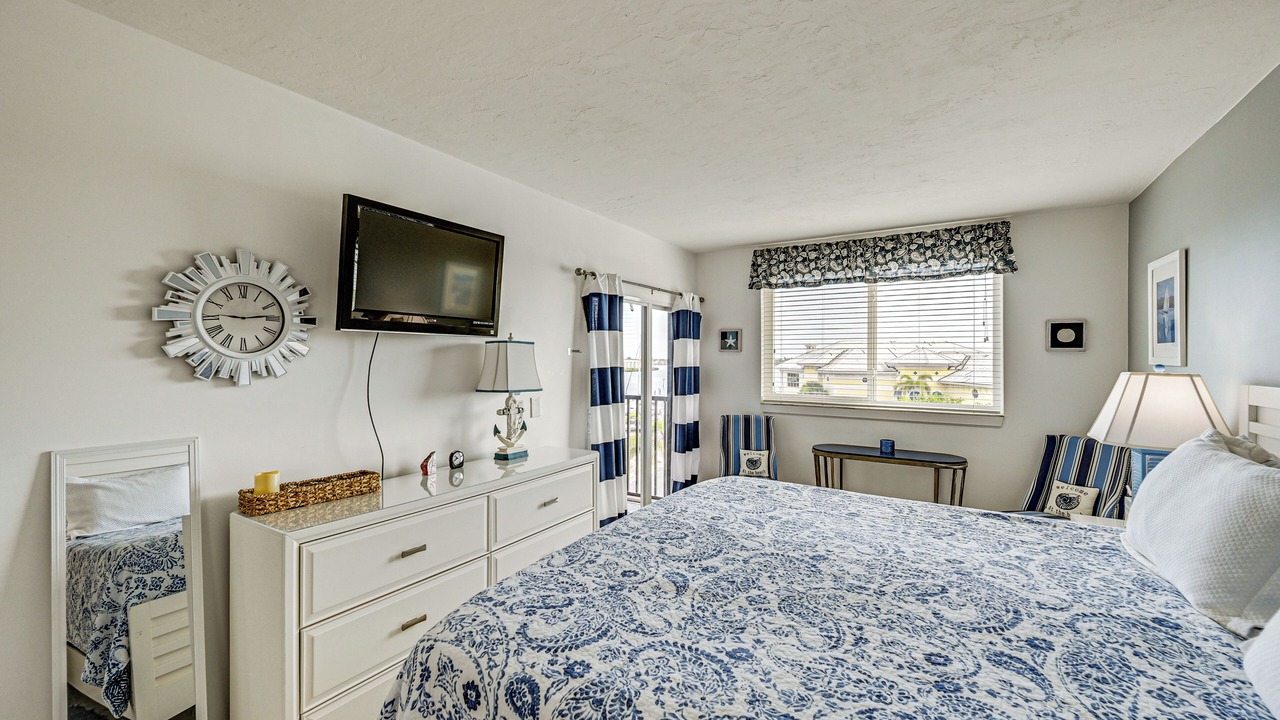 Photo of Bedroom in Old Naples