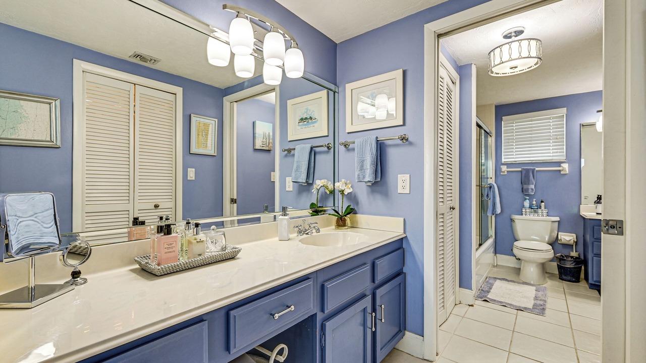 Photo of Bathroom in Old Naples