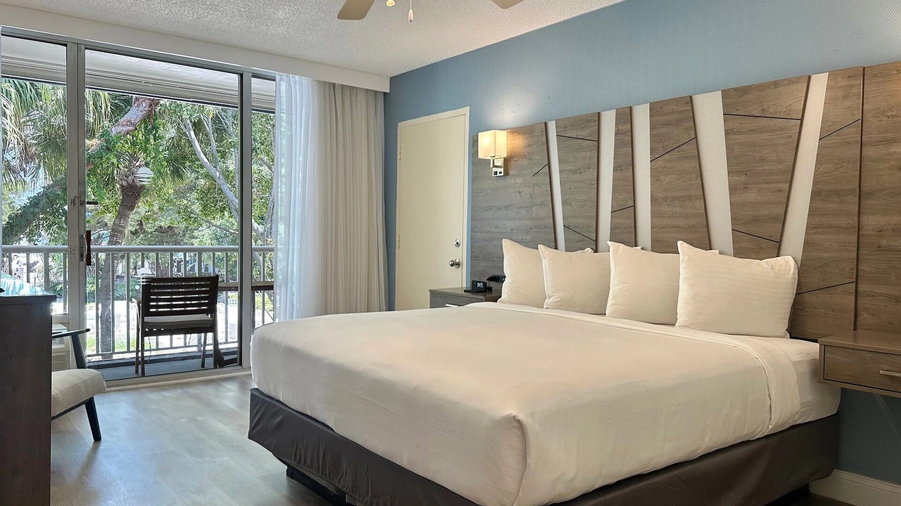 Photo of Bedroom in Pinellas Point