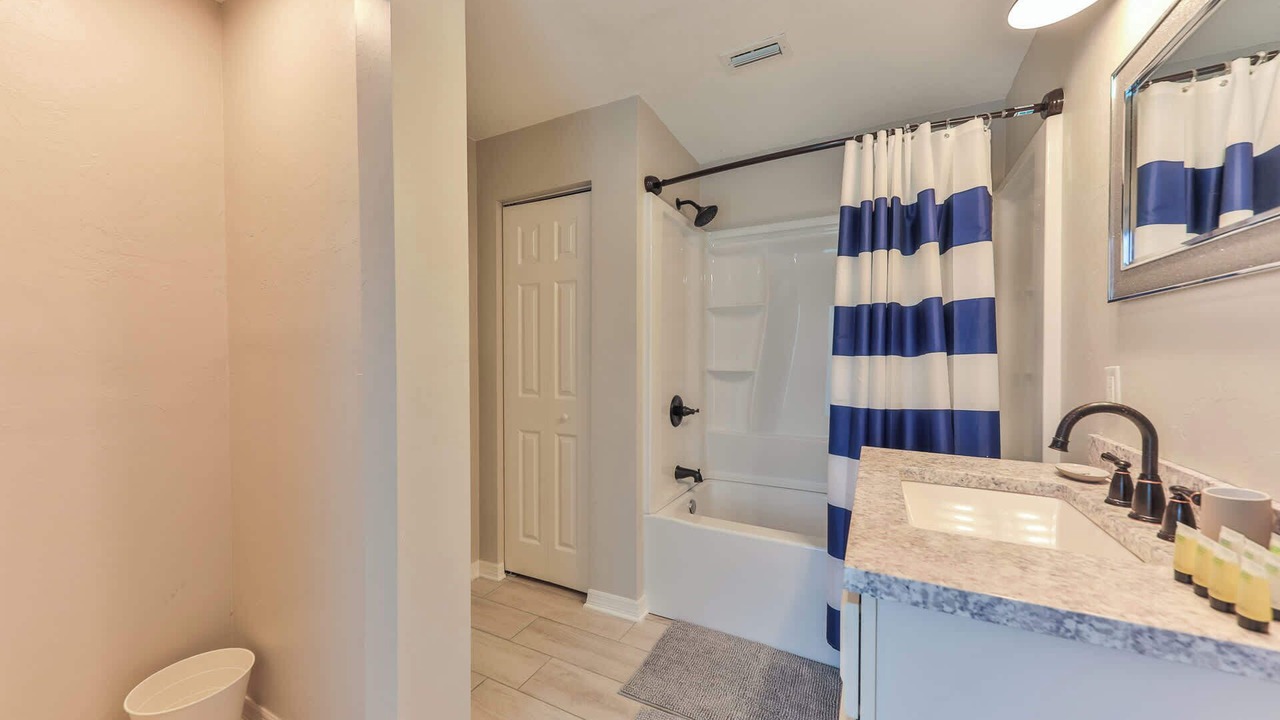 Photo of Bathroom in Yacht Club