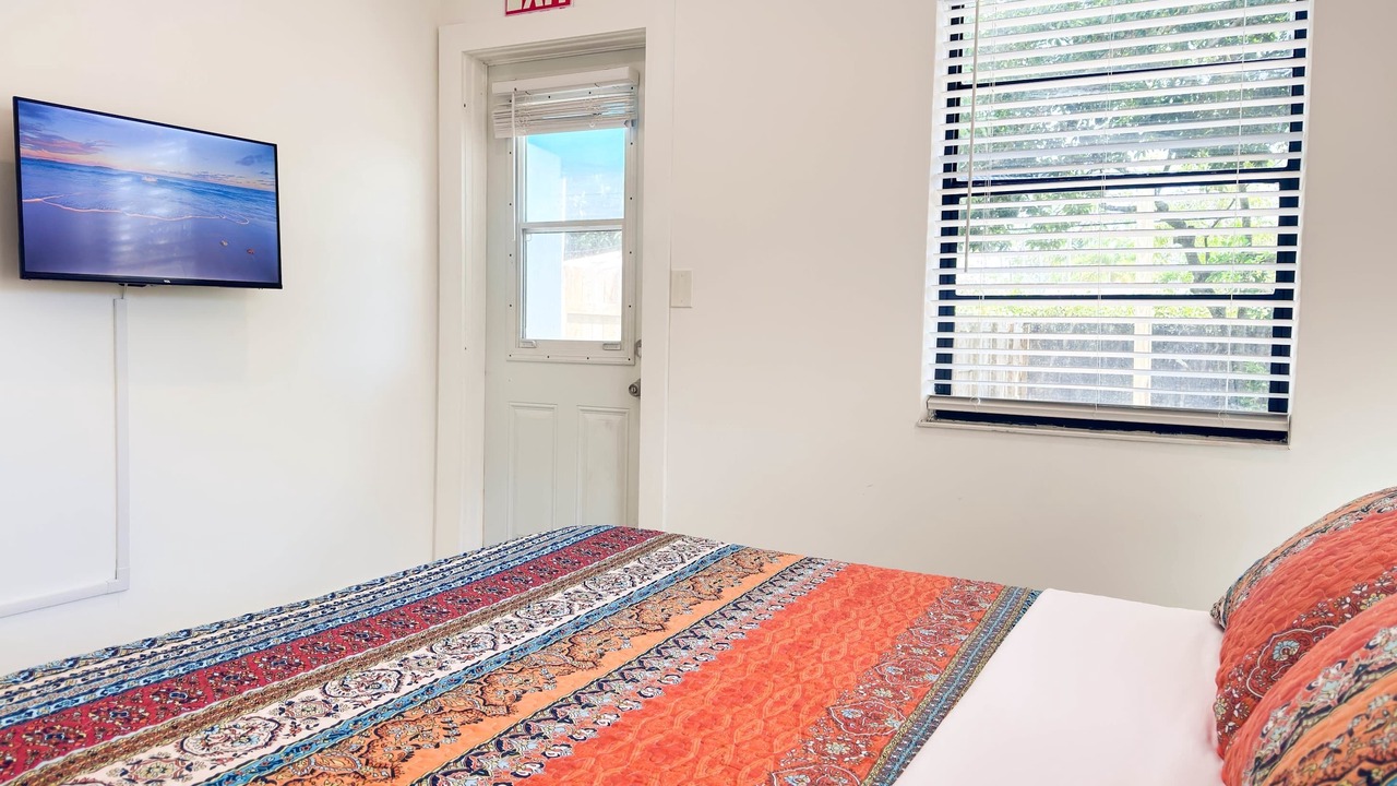 Photo of Bedroom in Wilton Manors