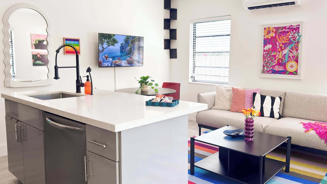 Photo of Livingroom in Wilton Manors