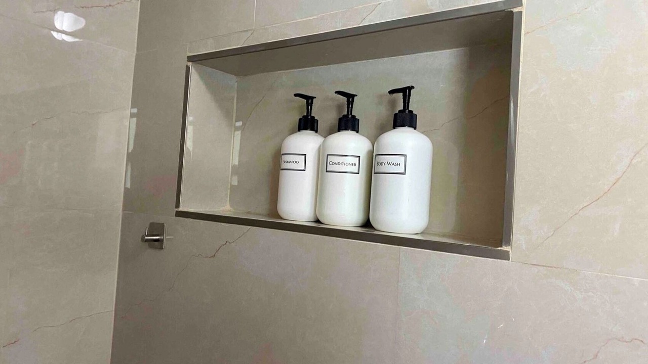 Photo of Bathroom in Allapattah
