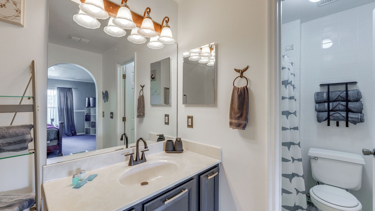 Photo of Bathroom in Sunridge Woods