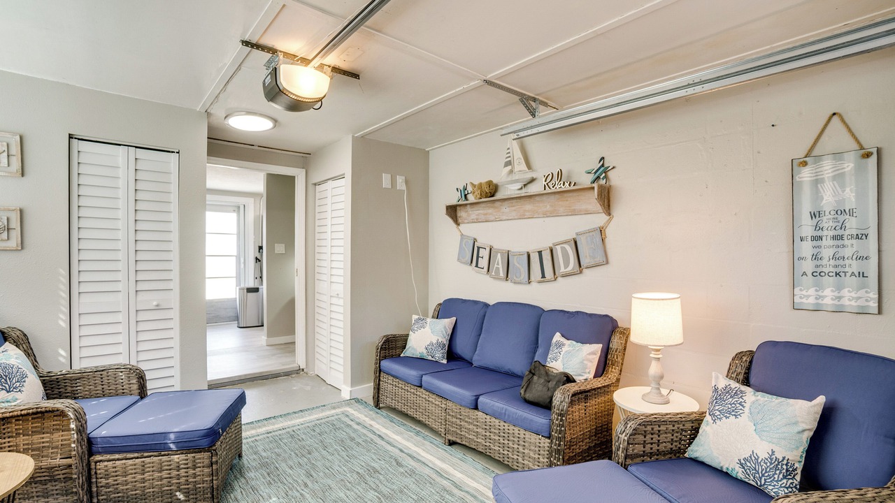 Photo of Livingroom in Englewood