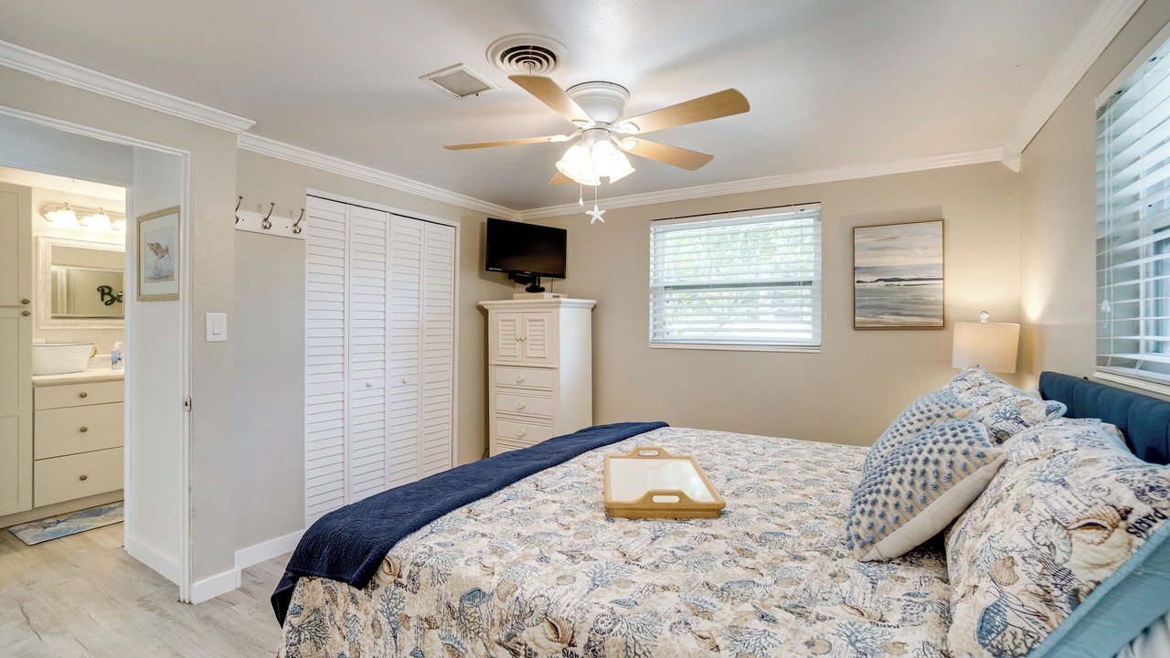 Photo of Bedroom in Englewood