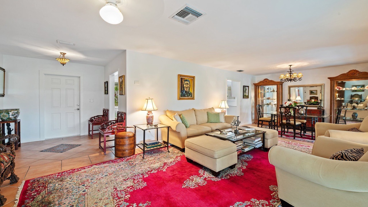 Photo of Livingroom in Jog Road