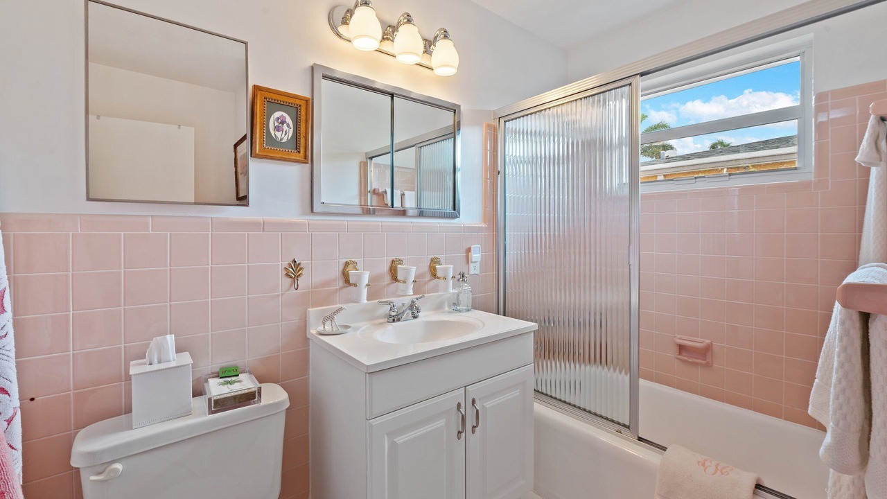 Photo of Bathroom in Jog Road