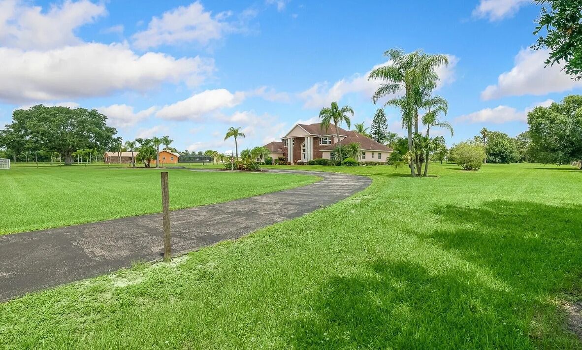 Photo of Outdoor in Okeechobee