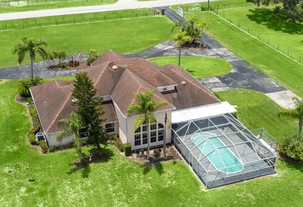Photo of Outdoor in Okeechobee