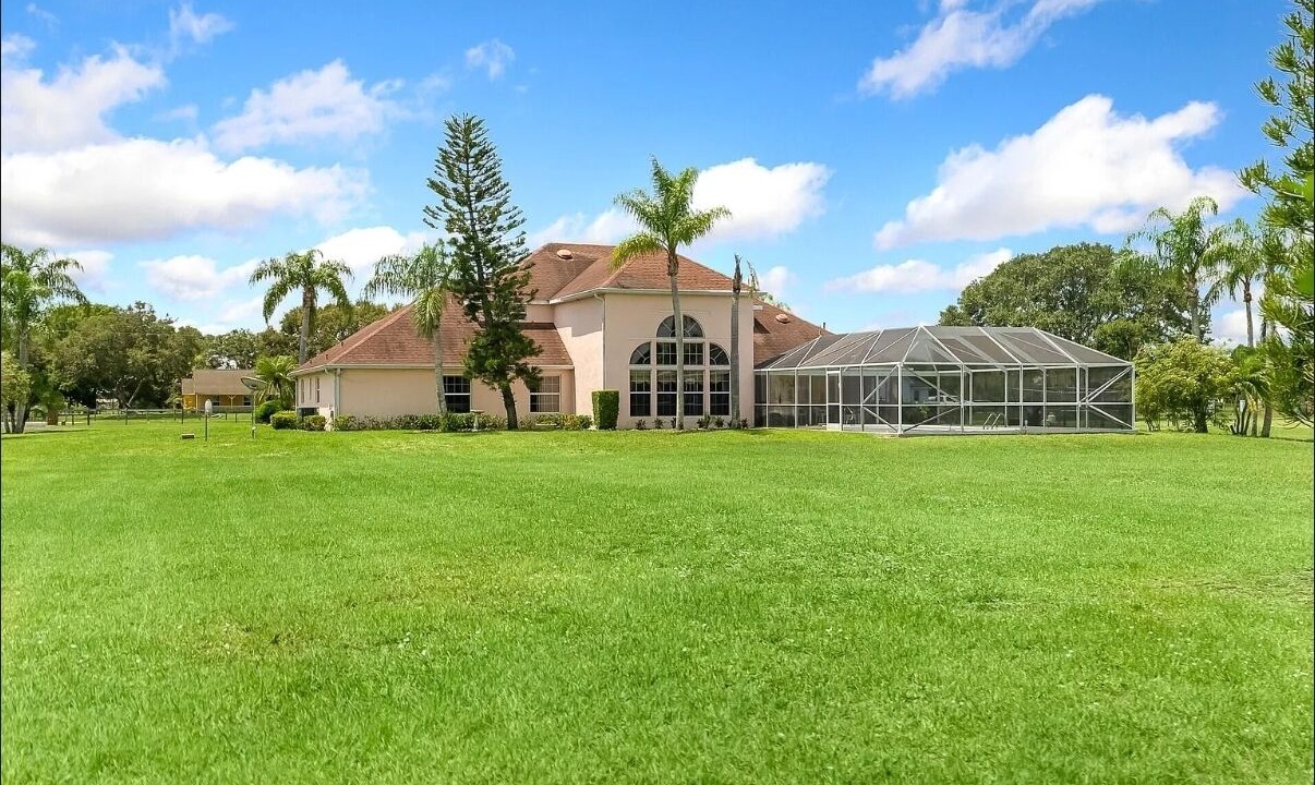 Photo of Outdoor in Okeechobee