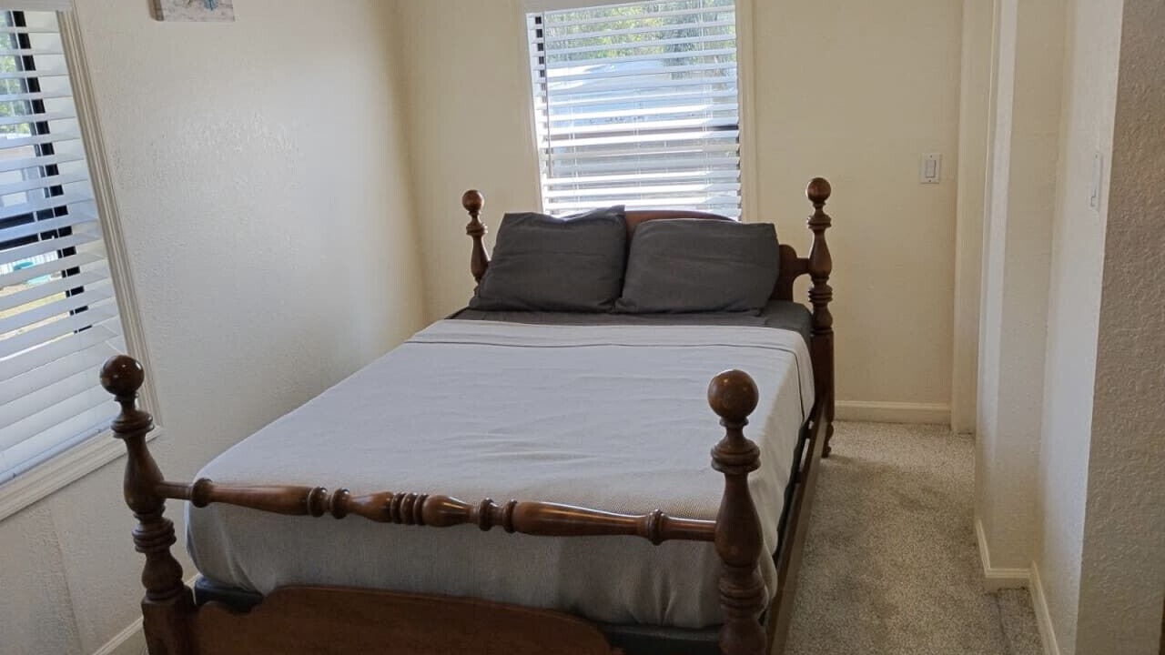 Photo of Bedroom in Crooked Lake Park