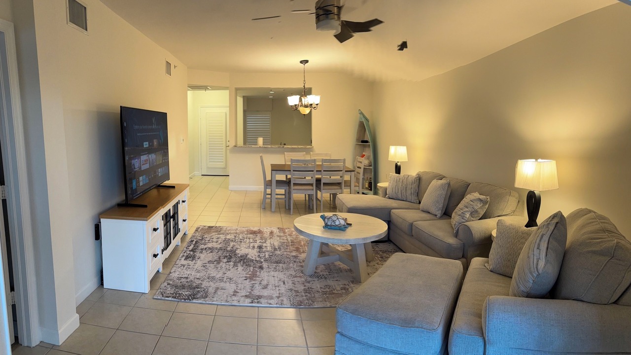 Photo of Livingroom in North Naples