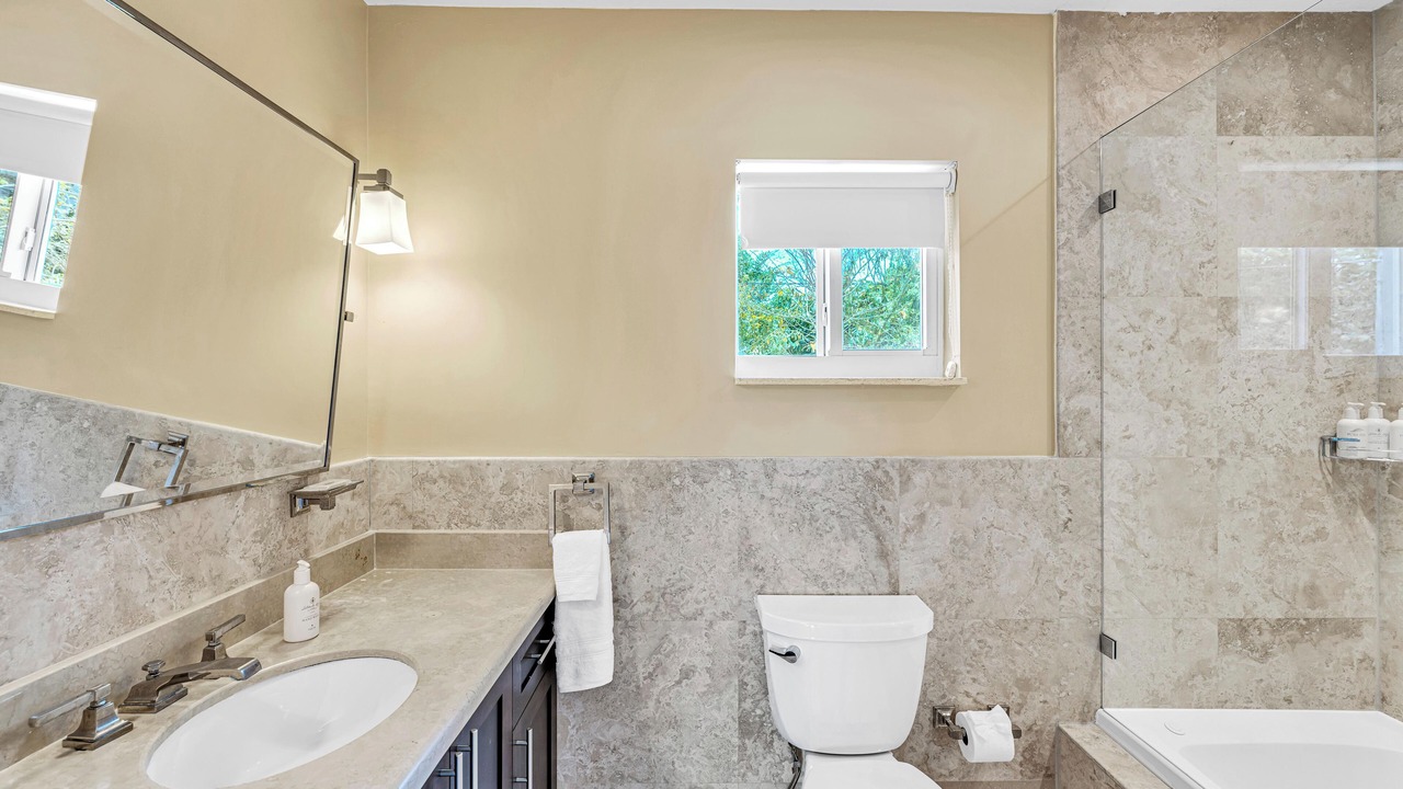 Photo of Bathroom in Lower Matecumbe Key