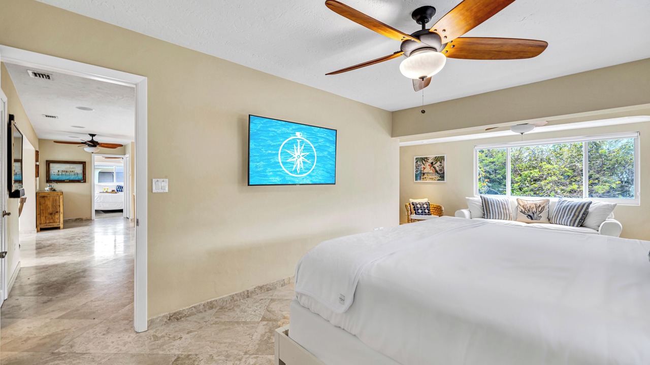 Photo of Bedroom in Lower Matecumbe Key