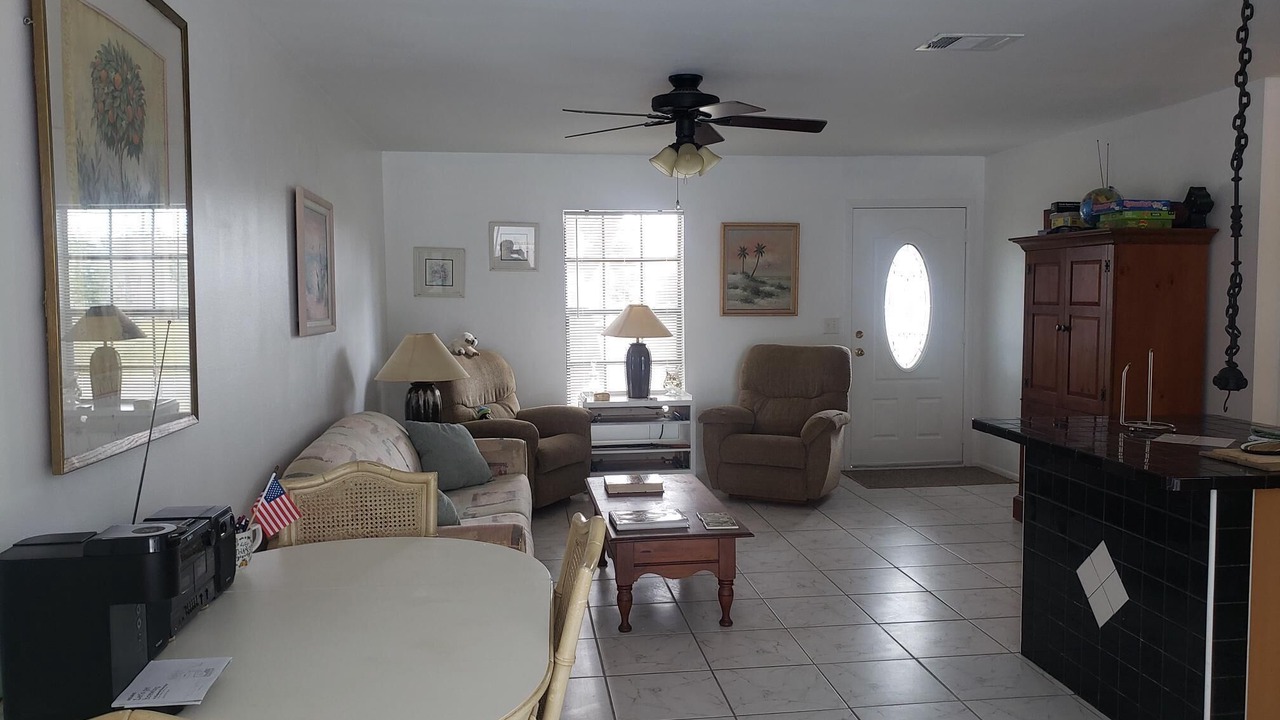 Photo of Livingroom in Port Saint Lucie