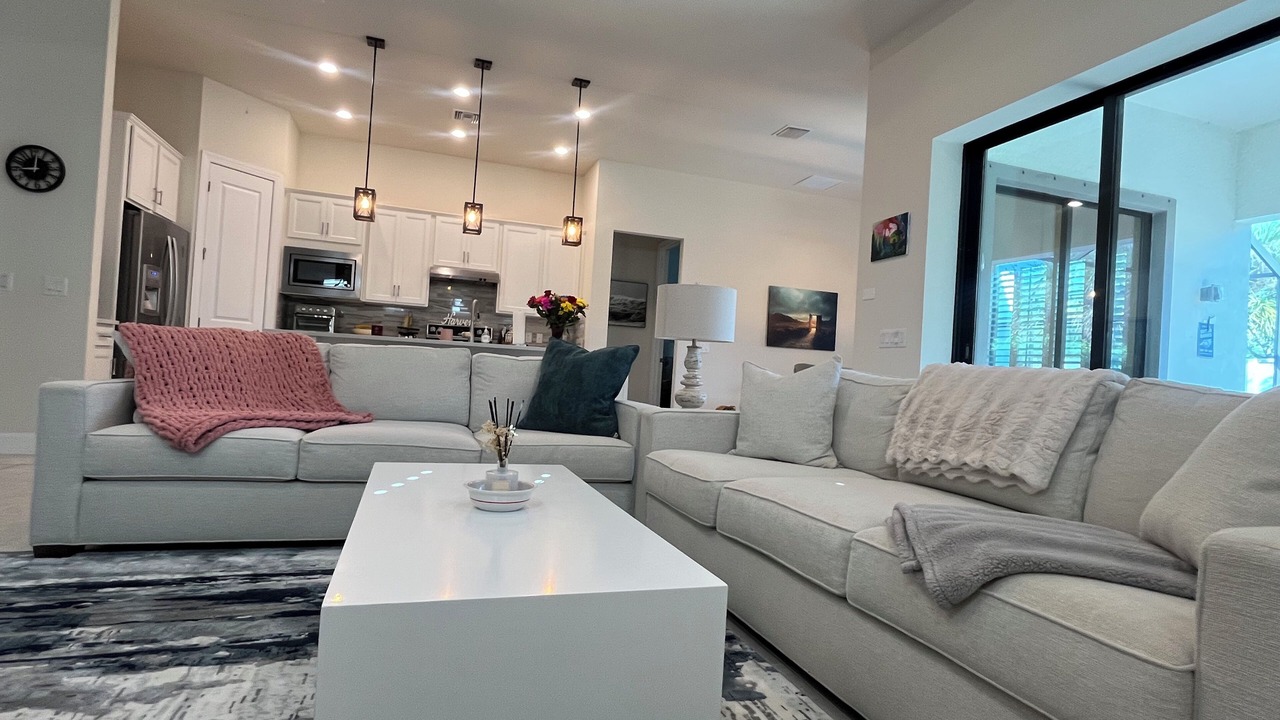 Photo of Livingroom in Estero