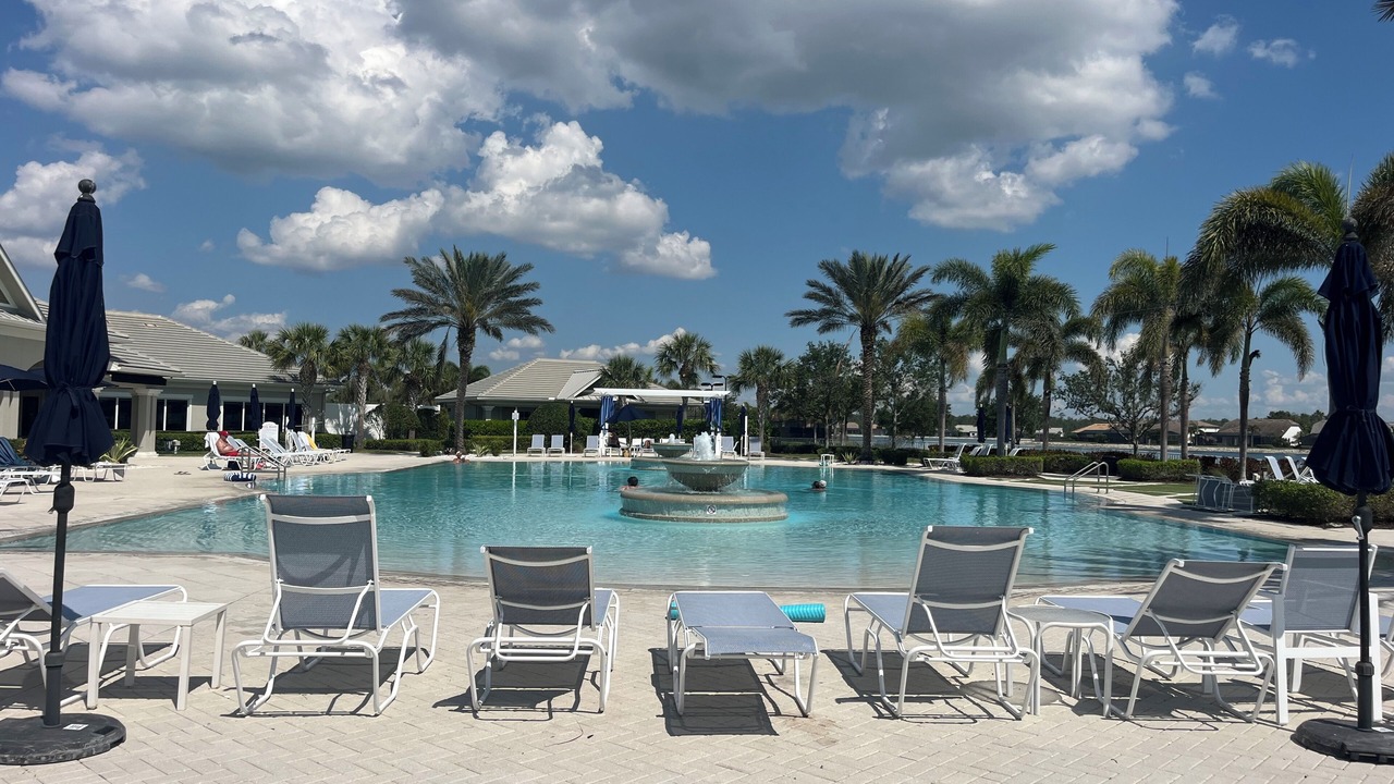 Photo of Outdoor in Estero
