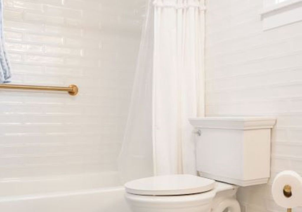 Photo of Bathroom in Bartlett Park