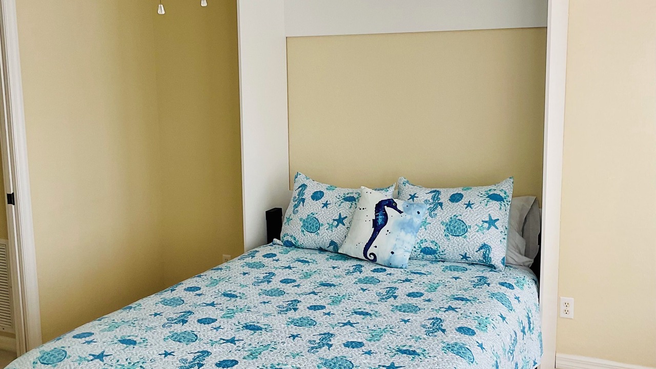 Photo of Bedroom in Hutchinson Island South