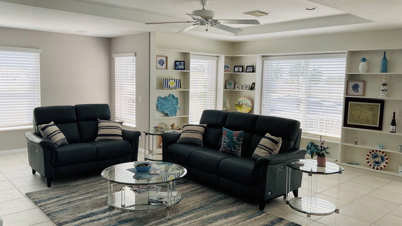 Photo of Livingroom in Hutchinson Island South