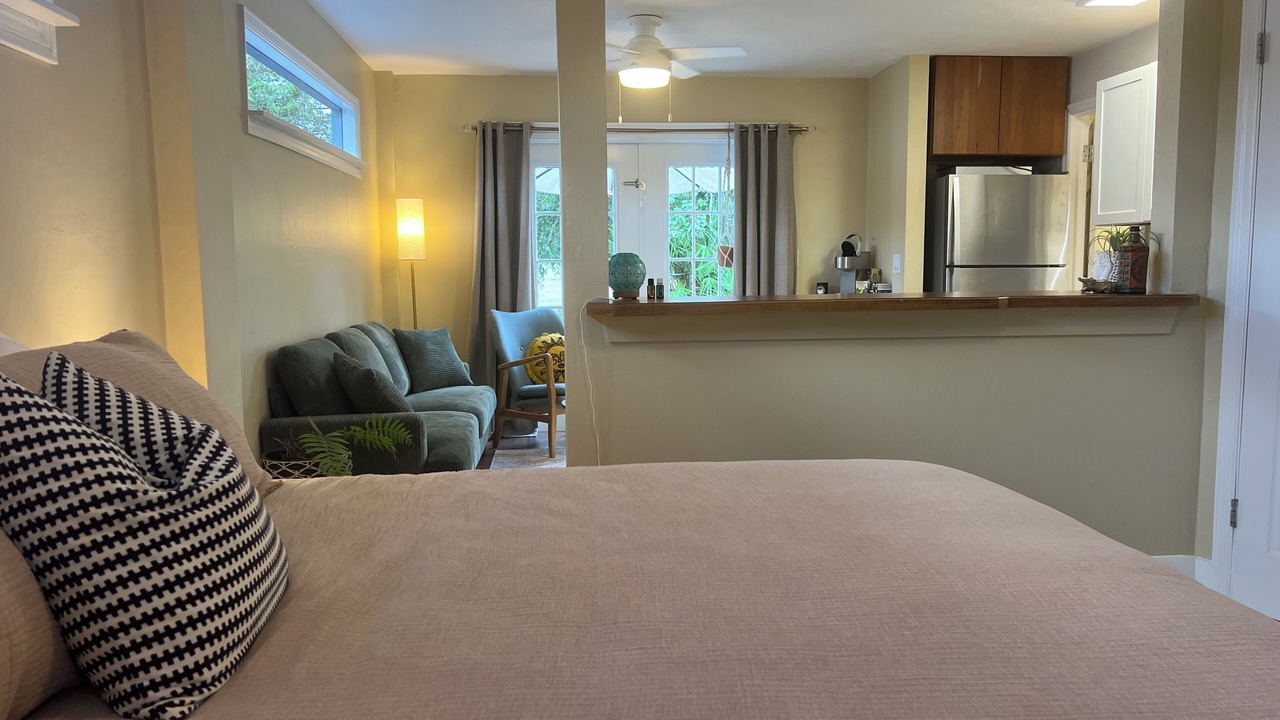 Photo of Bedroom in San Carlos Park