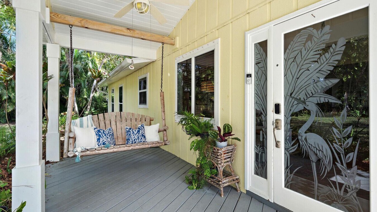 Photo of Patio Balcony in Yacht Club Estates